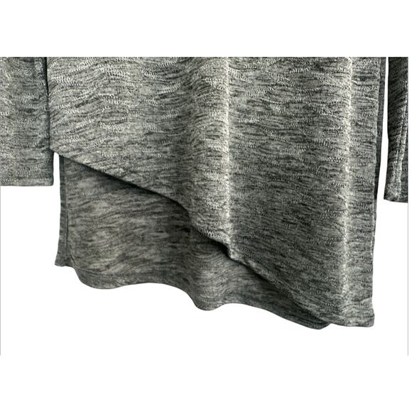 Simply Vera Vera Wang Gray Scallop Knitted Sweater Top Asymmetric Top Sz Small - Picture 2 of 7